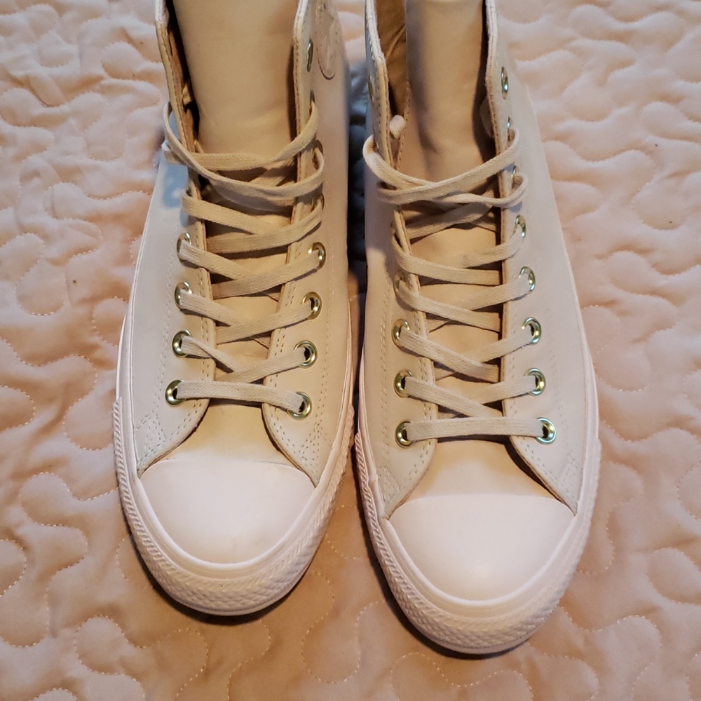 Converse Hightops Barely Rose 🌹 No Box